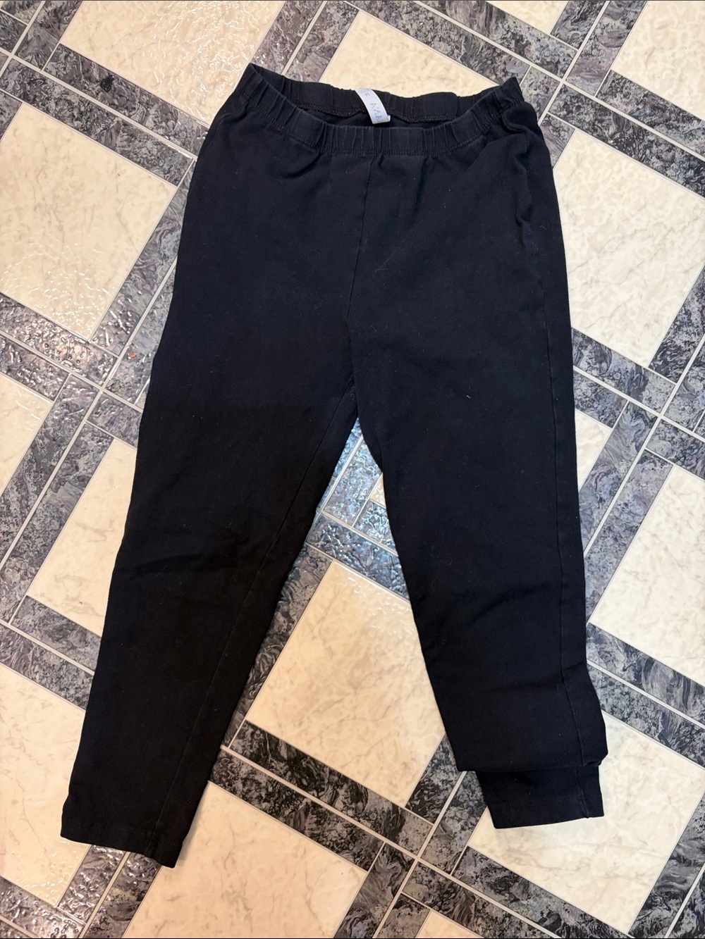 Zenana Outfitters cotton capri M leggings